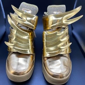 Jeremy Scott Gold Wing Adidas Sneakers Size 10